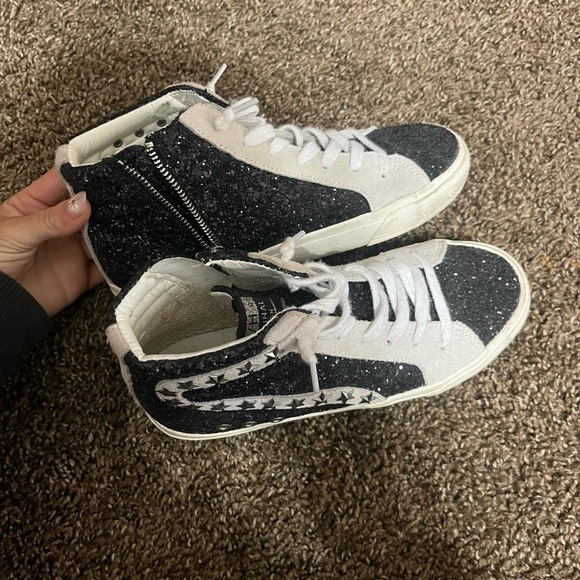 Vintage Havana Hightop Sneakers - Picture 2 of 3